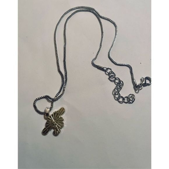 FLOPPY BUNNY NECKLACE - Picture 5 of 6